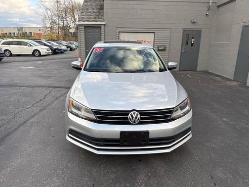 2015 Volkswagen Jetta Auto SE w/Connectivity
