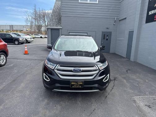 Black 2017 Ford Edge SEL