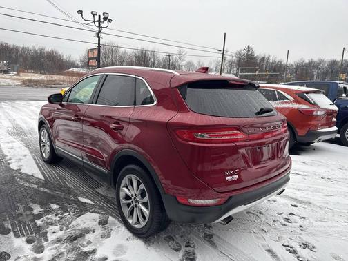 2015 Lincoln MKC Base