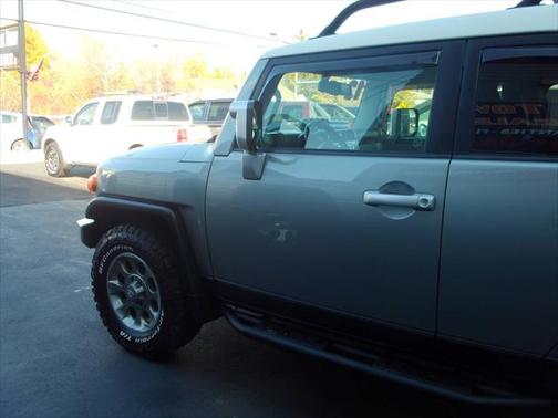 2012 Toyota FJ Cruiser Base