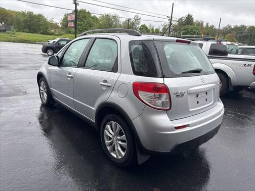 2013 Suzuki SX4 Premium AWD 4dr Crossover