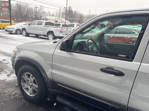 2005 Ford Escape XLT