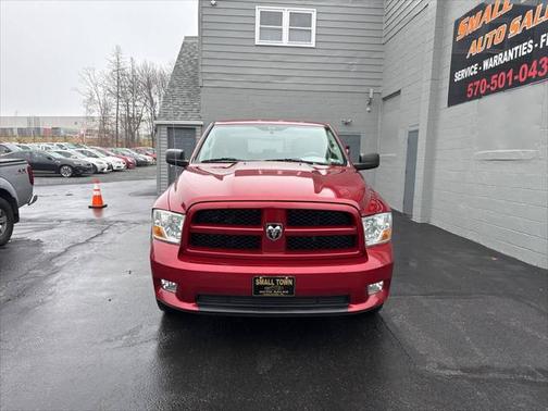 2012 RAM 1500 Express 4x4 4dr Crew Cab 5.5 ft. SB Pickup