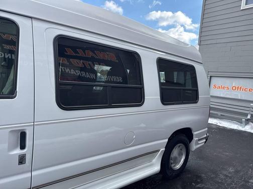 2003 Ford E150 Cargo