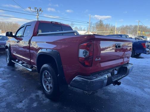 2014 Toyota Tundra SR5