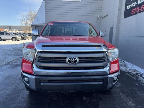 2014 Toyota Tundra SR5