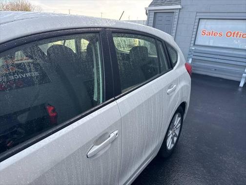 2014 Subaru Impreza 2.0i Premium