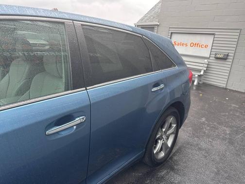 2010 Toyota Venza Base