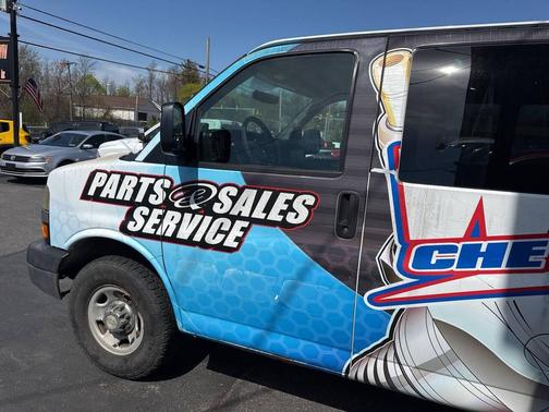 Other 2011 Chevrolet Express 3500 LT