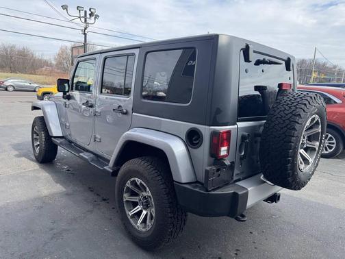 2014 Jeep Wrangler Unlimited Sahara