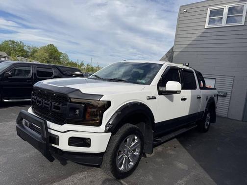 White 2018 Ford F-150 XLT