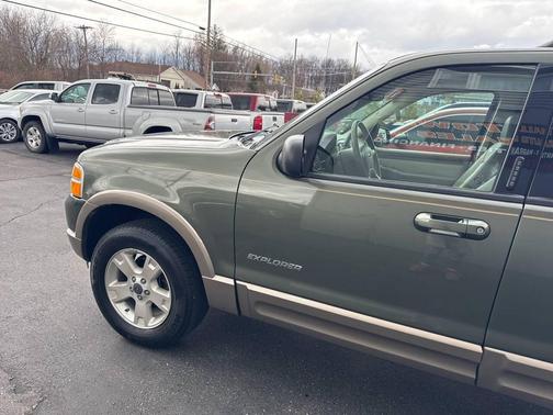 2004 Ford Explorer Eddie Bauer