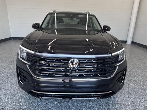 2026 Volkswagen Atlas 2.0T SEL Premium R-Line 4MOTION