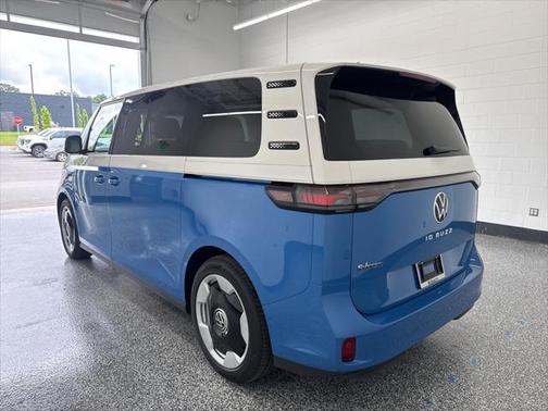 2025 Volkswagen ID. Buzz Pro S