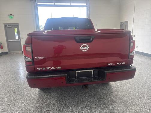 2020 Nissan Titan SL