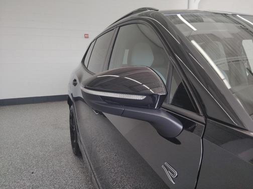 2026 Volkswagen Tiguan 2.0T SE R-Line Black 4MOTION