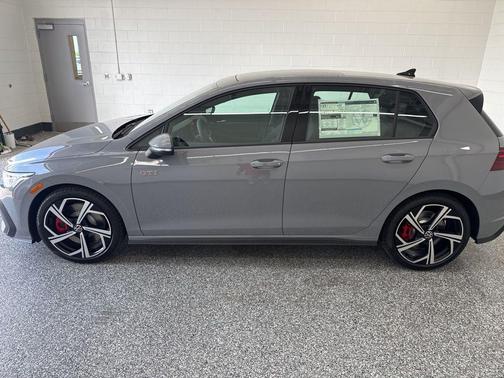 Moonstone Gray 2026 Volkswagen Golf GTI 2.0T SE DSG