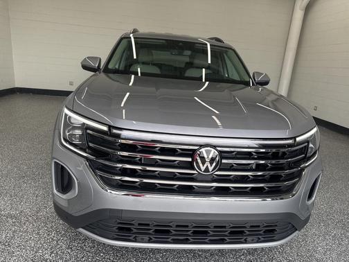 2026 Volkswagen Atlas 2.0T SE w/Technology 4MOTION