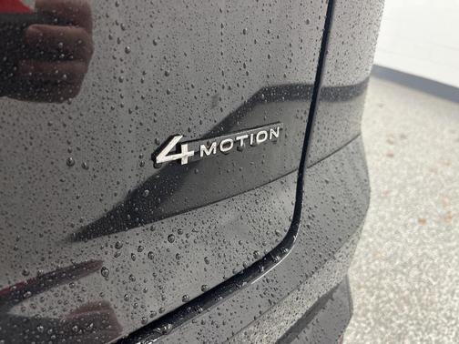 2026 Volkswagen Atlas Cross Sport 2.0T SEL Premium