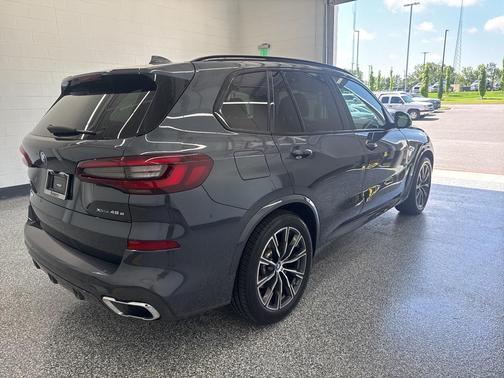 2022 BMW X5 PHEV xDrive45e