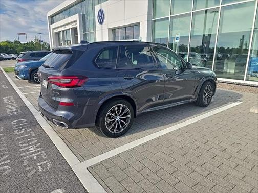 2022 BMW X5 PHEV xDrive45e