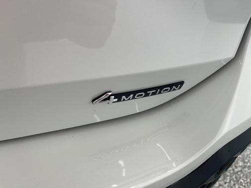 2026 Volkswagen Tiguan 2.0T SE R-Line Black 4MOTION