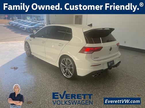 2024 Volkswagen Golf R 2.0T Manual