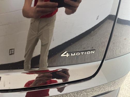 2026 Volkswagen Atlas Cross Sport 2.0T SEL