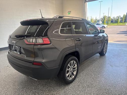 2020 Jeep Cherokee Latitude Lux