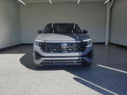 2026 Volkswagen Atlas 2.0T SEL Premium R-Line 4MOTION