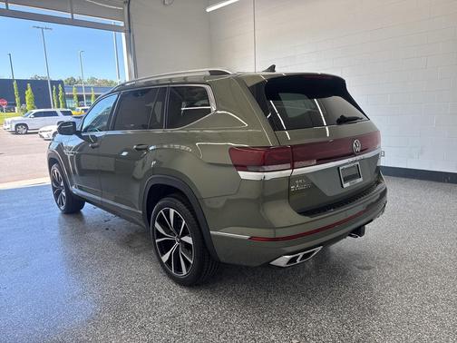 2026 Volkswagen Atlas 2.0T SEL Premium R-Line 4MOTION