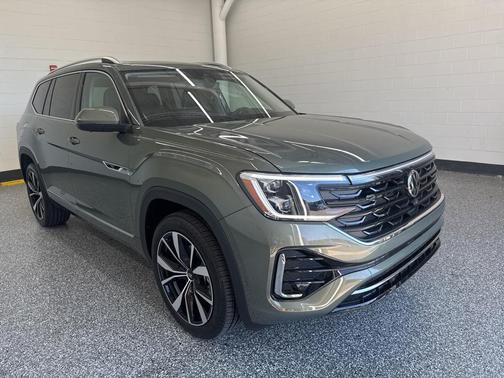 2026 Volkswagen Atlas 2.0T SEL Premium R-Line 4MOTION