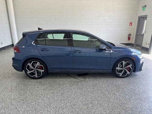 Slate Blue Metallic 2026 Volkswagen Golf GTI 2.0T SE DSG