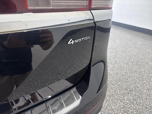 2026 Volkswagen Atlas 2.0T SE w/Technology 4MOTION