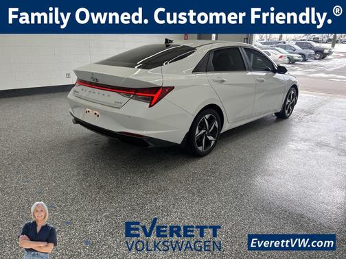 2023 Hyundai ELANTRA HEV Limited