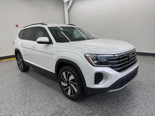 2026 Volkswagen Atlas 2.0T SE w/Technology 4MOTION