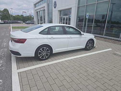 Pure White 2026 Volkswagen Jetta 1.4T S