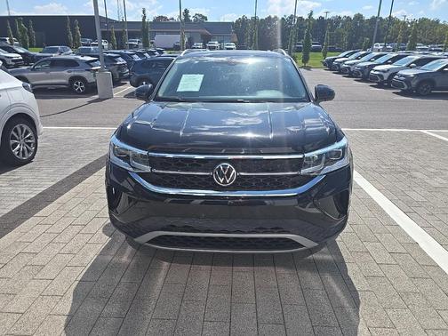 2022 Volkswagen Taos 1.5T SEL