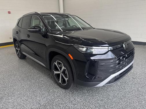 2025 Volkswagen Tiguan 2.0T SE 4MOTION
