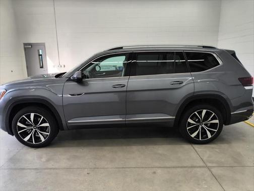 2025 Volkswagen Atlas 2.0T SEL Premium R-Line 4MOTION