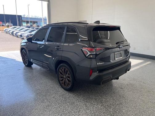 2025 Subaru Forester Sport