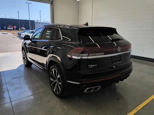 2025 Volkswagen Atlas Cross Sport 2.0T SEL Premium