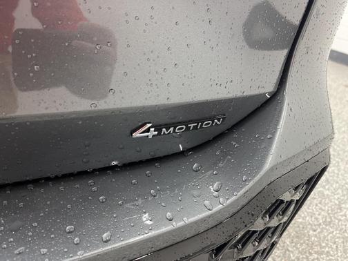 2026 Volkswagen Tiguan 2.0T SE R-Line Black 4MOTION