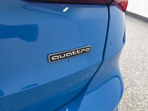 2022 Audi Q3 45 S line Premium Plus