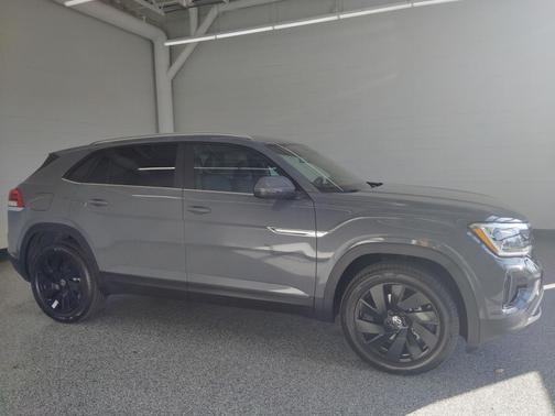 2026 Volkswagen Atlas Cross Sport 2.0T SE w/Technology 4MOTION