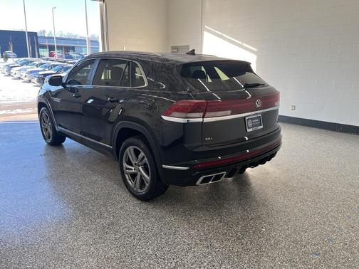 2024 Volkswagen Atlas Cross Sport 2.0T SEL