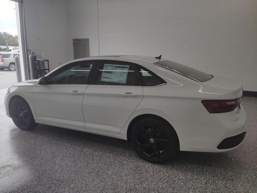 2026 Volkswagen Jetta 1.4T SE