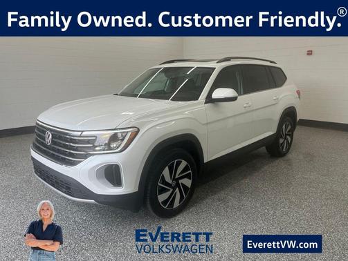 opal white pearl 2026 Volkswagen Atlas 2.0T SE w/Technology