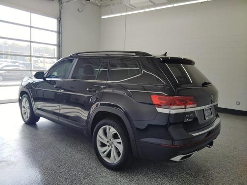 2023 Volkswagen Atlas 3.6L SE w/Technology