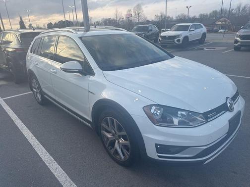 2017 Volkswagen Golf Alltrack TSI SEL